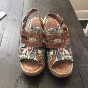 Lightly worn Size 8M Born wedges. Beautiful multi color. Smoke free home!